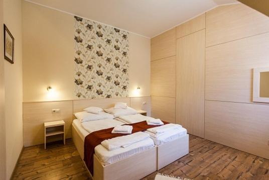 Bed and Breakfast Piroska Csarda Es Panzio Siófok Exterior foto